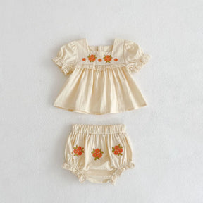 Conjunto Bordado Bebê Flor do Campo
