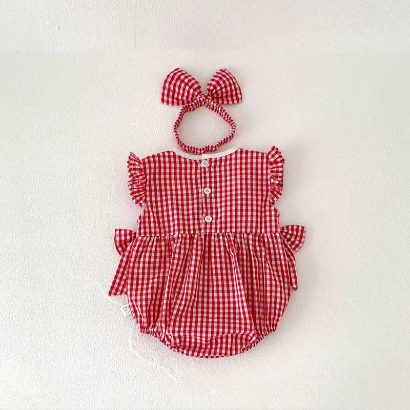 Macacão Bebê Bordado Moranguinho